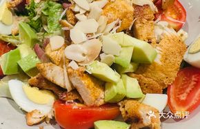 Caesar Grilled Chicken Salad