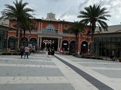 -佛罗伦萨小镇广佛名品奥特莱斯(疏港路店)