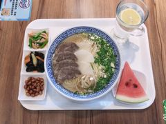 -味一楼兰州拉面(机场一店)