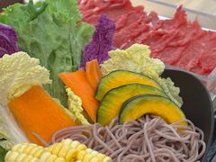 -菌自由丨野生菌火锅特色庭院餐厅(丽江古城店)