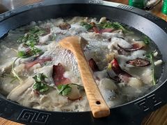 -高荡千年布依古寨旅游景区