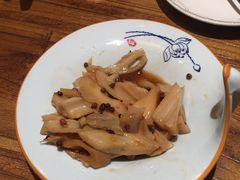 -泉畔人家·老济南经典鲁菜(大明湖店)