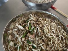 小碗瘦肉-正宗杨记普洱酸醋米线(总店)