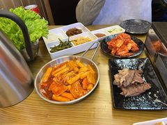 -弘彩英·烤牛舌·年糕火锅(蓝色港湾店)