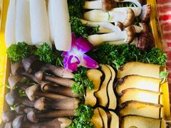 -慢丽江·云南野生菌土鸡锅(西山店)
