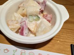 沙拉-亚马逊环球美食百汇(新城吾悦广场店)