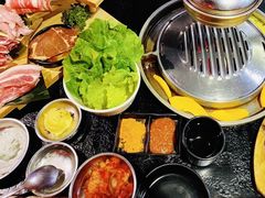 -哈哈碳都·牛肋条无限自助烤肉(台江万达店)