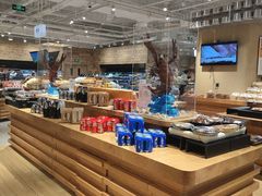 -七鲜超市(瑞虹天地太阳宫店)