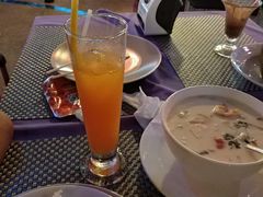 -Pakwan Restaurant & Bar