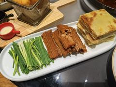 老北京酥带鱼-壹零捌道·北京烤鸭(车公庄店)