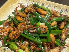 葱爆河虾-75幢私房菜馆