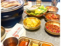 -草家酱蟹炭火烤肉店(珲春南路一店)