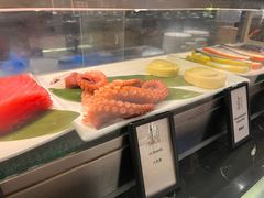 -广州万富希尔顿酒店·感趣自助餐厅·金秋蟹宴生蚝海鲜刺身烧烤