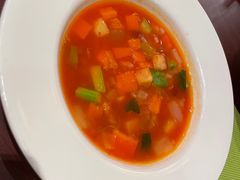-香格里拉鱼跃地中海西餐厅·牛排披萨