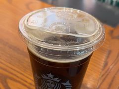 -星巴克(上海虹桥新天地二店)