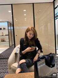 -时尚殿堂明星门店