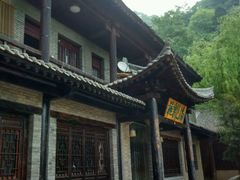 -沣峪森林公园龙潭戏水景区