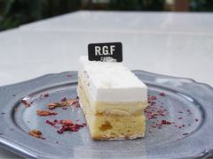北海道牛奶白雪芝士蛋糕-RGF(巨鹿路店)