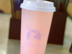 桃桃可尔必思-瑞幸咖啡(新理想大厦店)