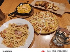 -必胜客(WOW昙华林店)