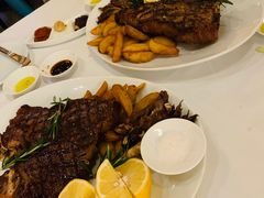 -卡佩罗意大利餐厅及酒吧Al Cappello Trattoria