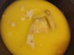 -鲜入围煮花胶鸡海鲜火锅