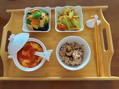 -天鹅到家·保姆月嫂育儿嫂(总店)