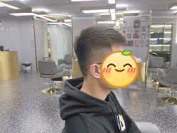 -即型男士理发工作室