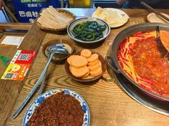 -巴卤社老火锅(财富店)