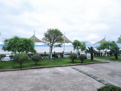 -鹰龙海畔度假酒店(咸祥店)