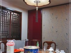 包厢-那家老院子东北菜·饺子·小鸡炖蘑菇(艳华街店)