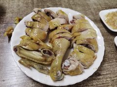 白切鸡半只-煲煲香快餐(南京路店)