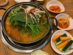 -喇喇排骨火锅·传统韩式脊骨汤(望京西园总店)