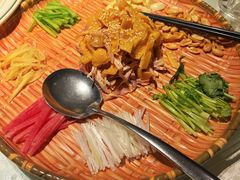 -维园悦谱·海派家常菜(乌鲁木齐南路店)