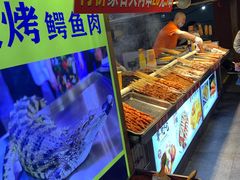 -八一路好吃街(雨田商务大厦店)