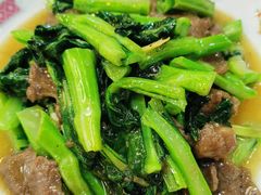 牛肉炒菜心-甜蜜蜜港式茶餐厅(虹梅店)