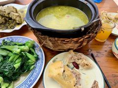 -云河农家乐饭店(福禄缘树山店)