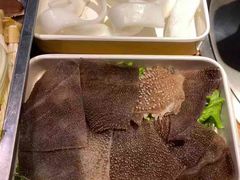 -老牌坊云南鱼豆花火锅(哈西万达店)