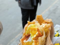 -小红车炸蛋葱油饼