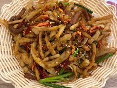 -江城燕子大排档(江汉路步行街店)