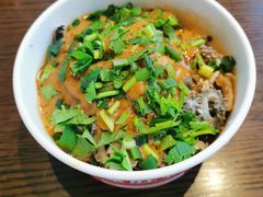 老北京爆肚粉-方砖厂69号炸酱面·烤鸭(前门鲜鱼口店)