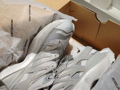 -SALOMON萨洛蒙(北京王府中环店)