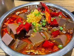 -游园觅食记夜市·小龙虾大排档