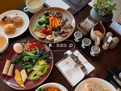 -深圳星河丽思卡尔顿酒店