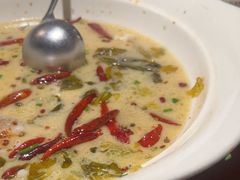 -江渔儿酸菜鱼专门店(明珠广场店)