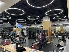 -Z&B Fitness Studio·Gym(前滩L+PLAZA店)