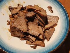 -野山舂·贵州现舂酸汤火锅(鸿通城店)