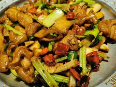 -95号酱骨·一块豆腐(展春园西路店)