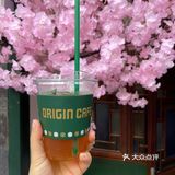 中山中路惊现樱花树🌸这家咖啡店也太会了吧!