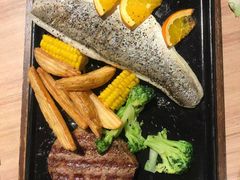 -必胜客(王府井店)